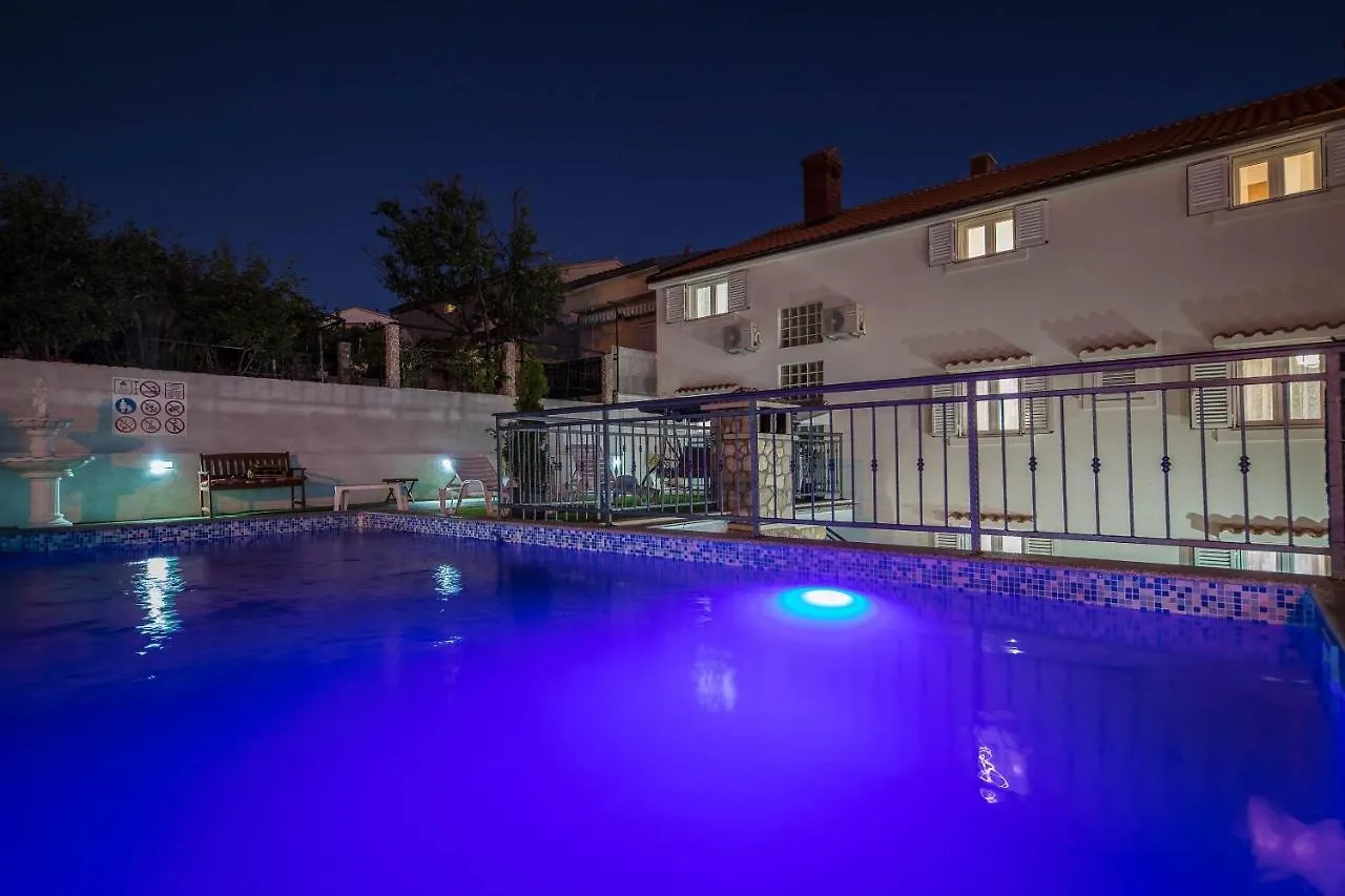 Apartments With A Swimming Pool Crikvenica - 12116