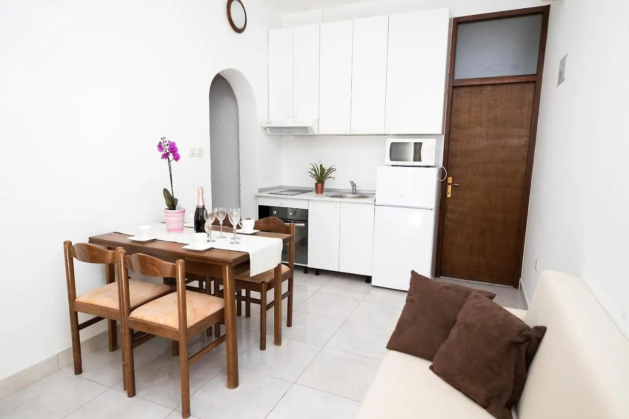 Apartments With A Swimming Pool Crikvenica - 12116 Chorvatsko