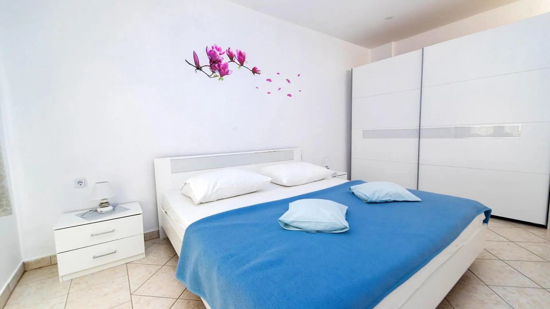 Apartments With A Swimming Pool Crikvenica - 12116